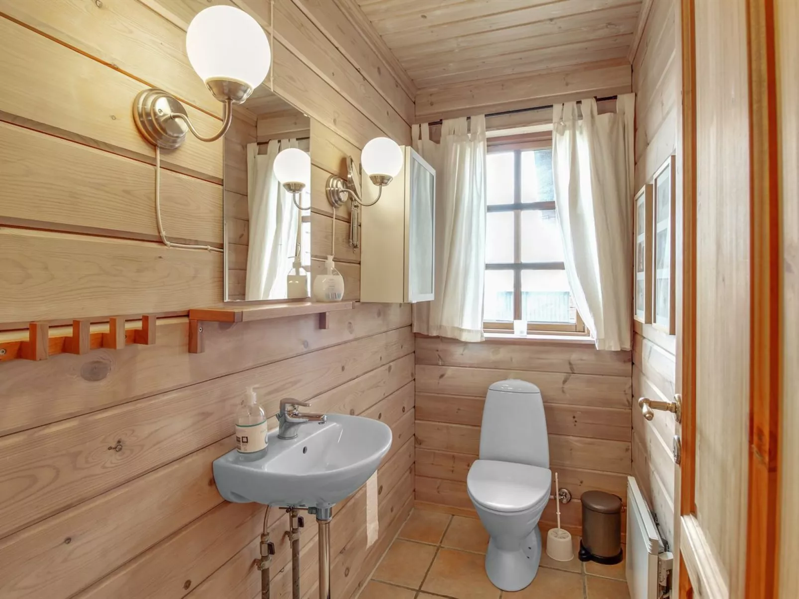 "Kersta" - 400m from the sea-Dedans