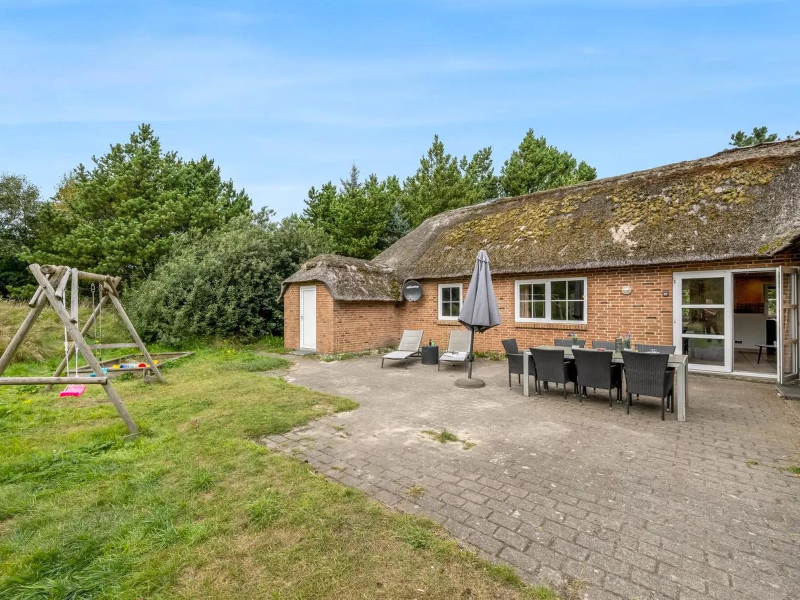 "Hedi" - 900m from the sea-Outside