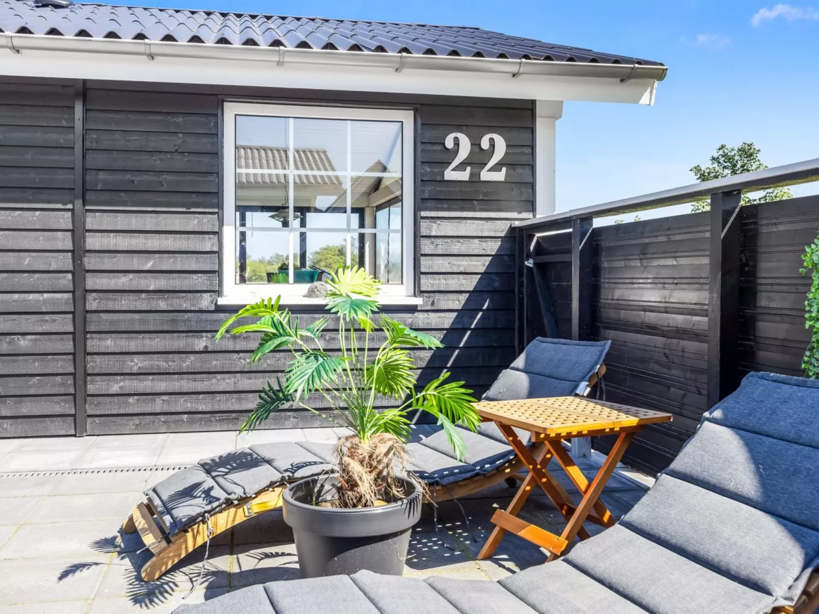 "Erna" - 400m from the sea-Dehors