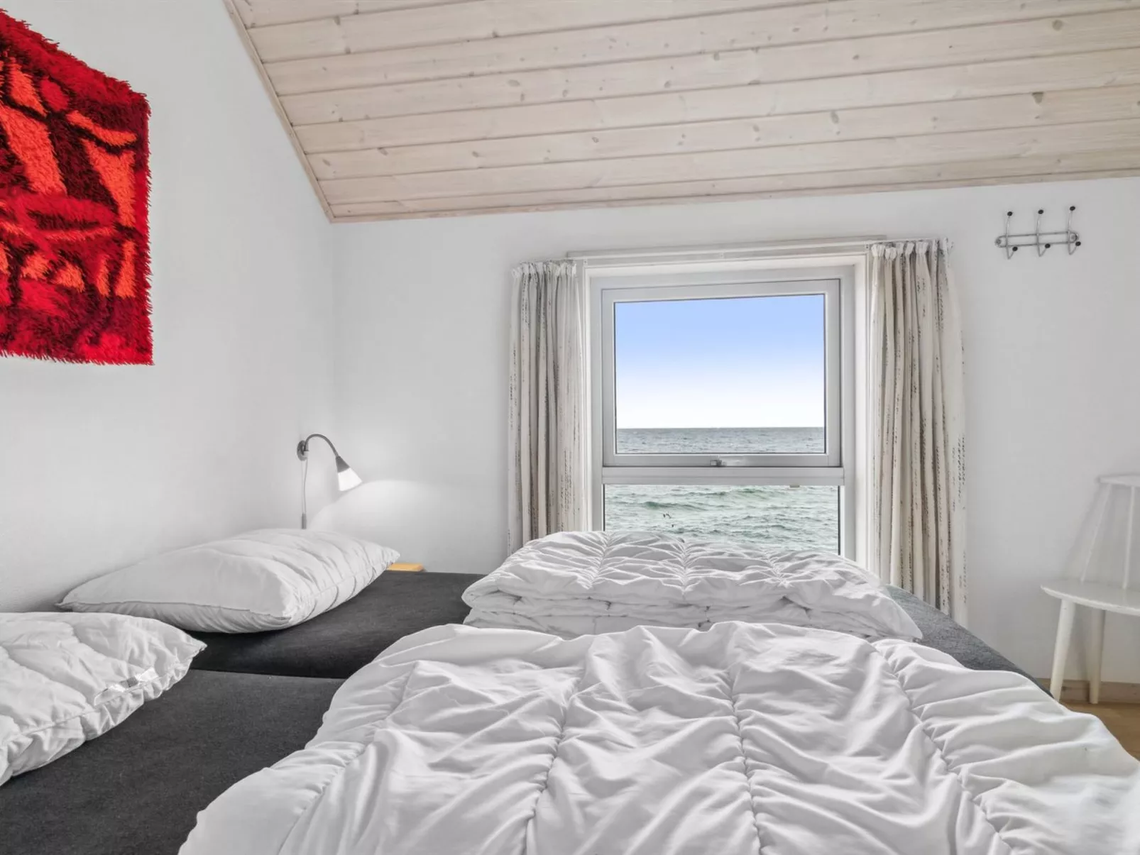 "Frigg" - 10m from the sea-Dedans