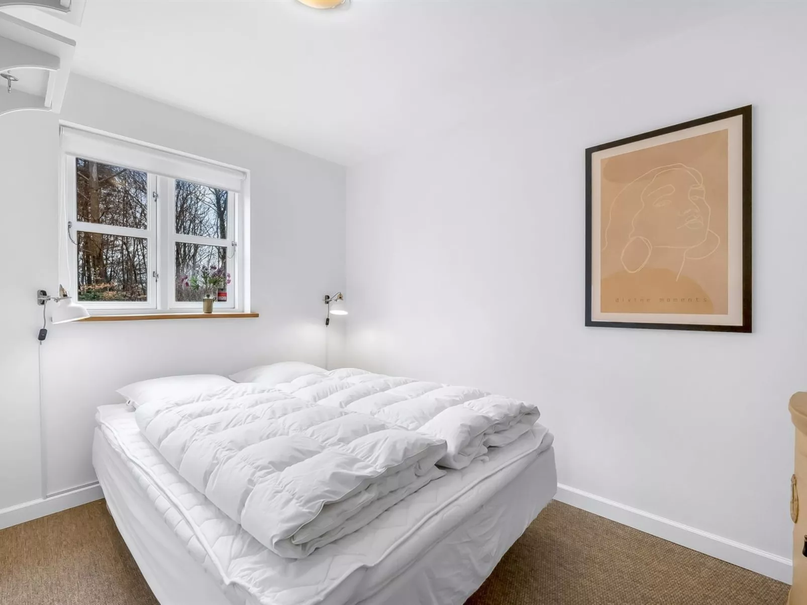 "Mandana" - 10km to the fjord-Inside