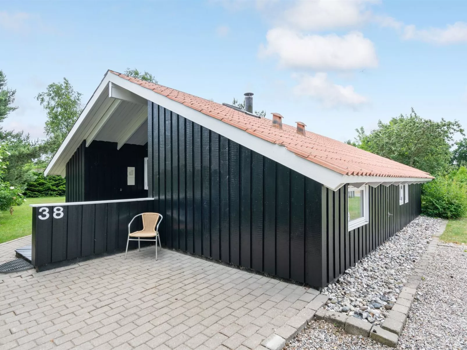 "Hithin" - 800m from the sea-Outside