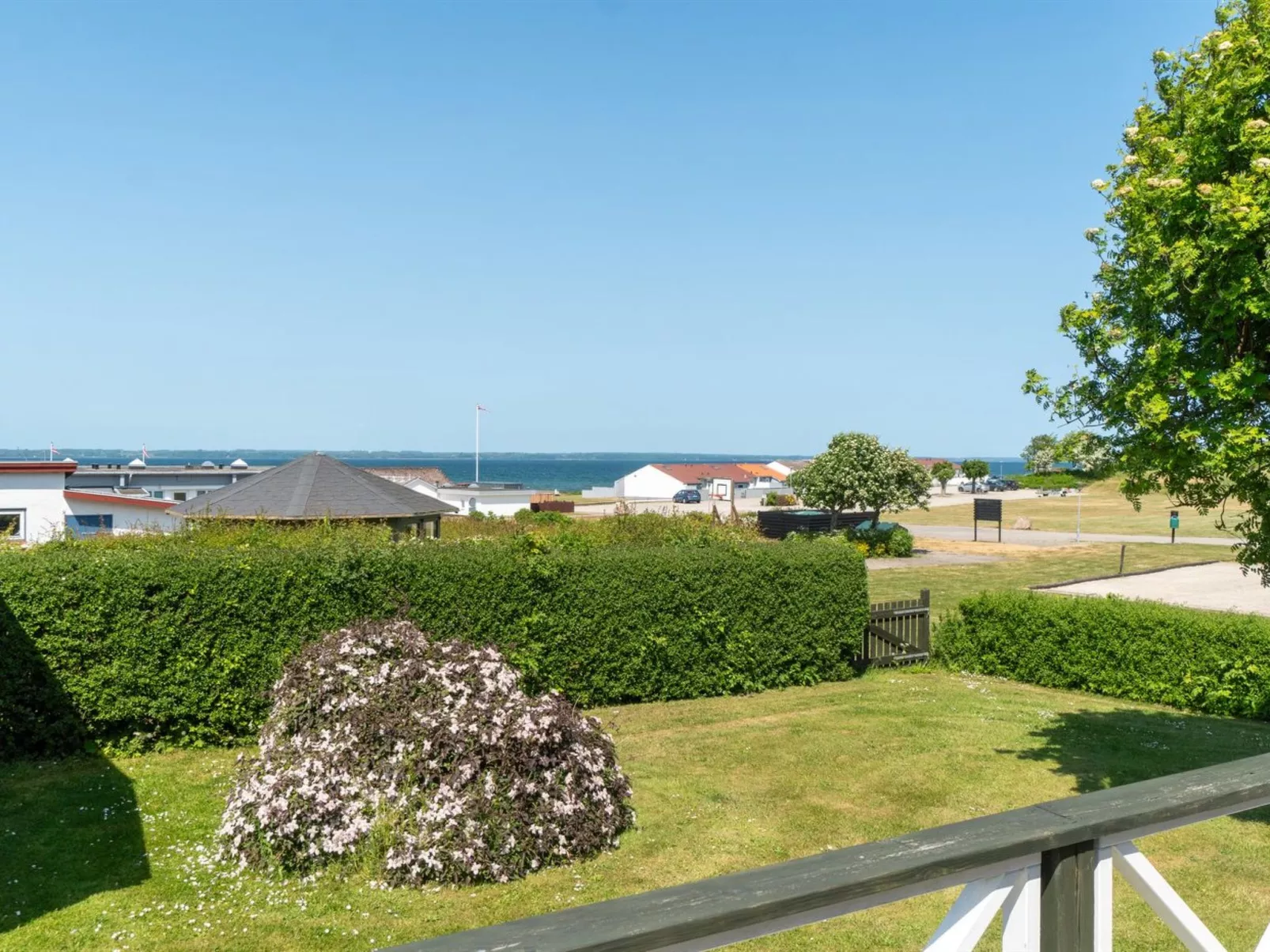 "Ambrosius" - 75m from the sea-Draußen