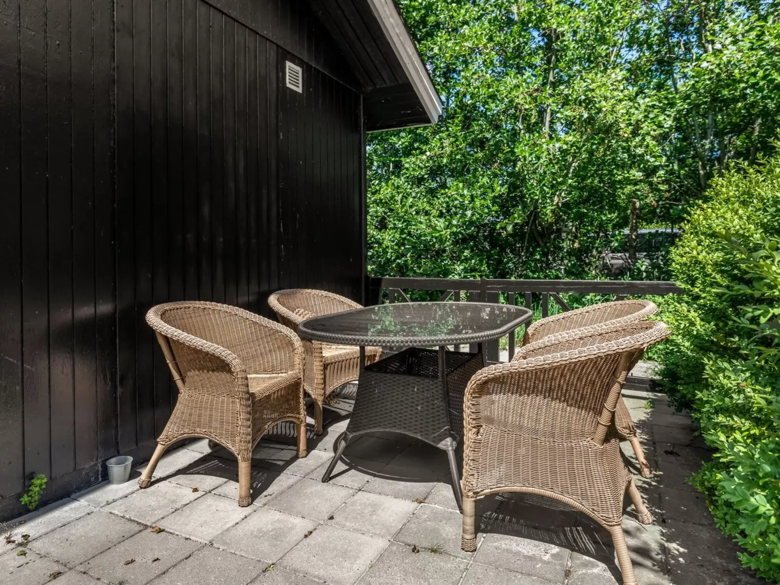 "Maik" - 1.5km from the sea-Outside