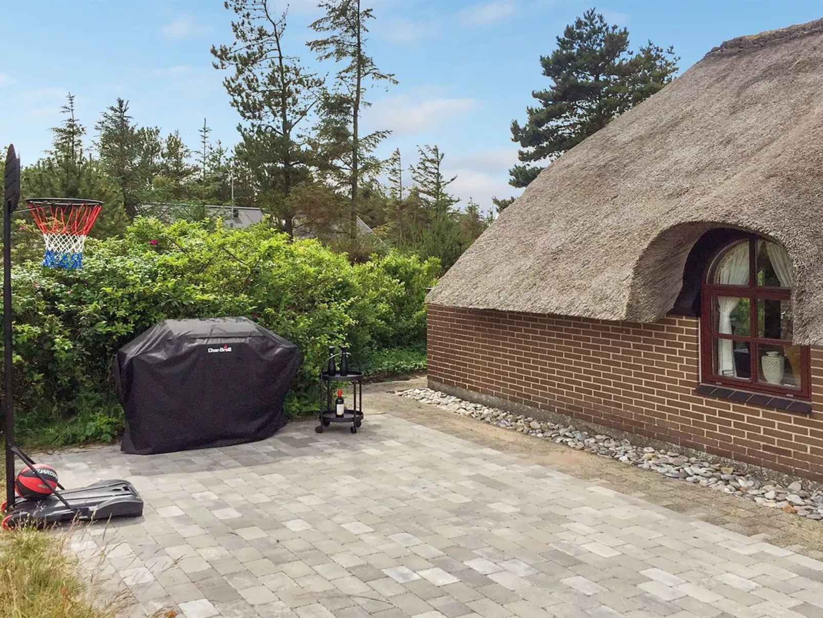 "Ilva" - 300m to the fjord-Outside