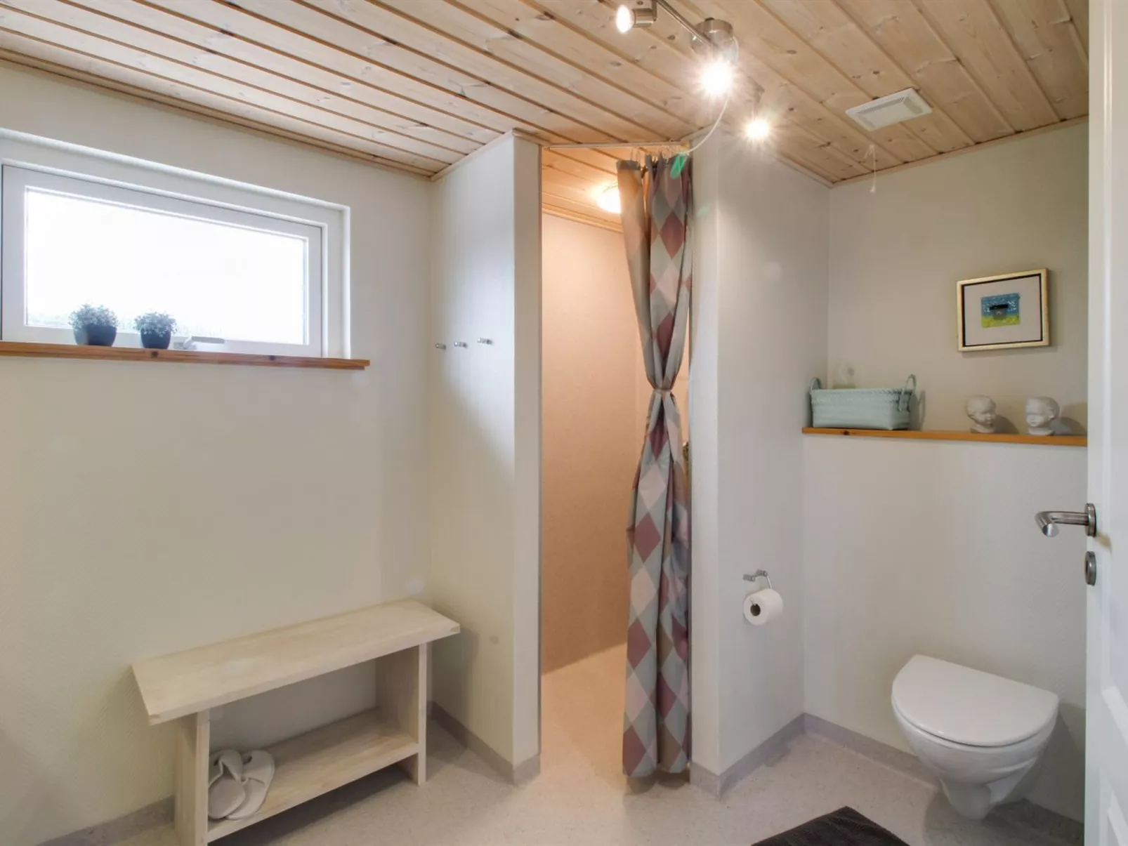 "Shaya" - 500m from the sea-Inside