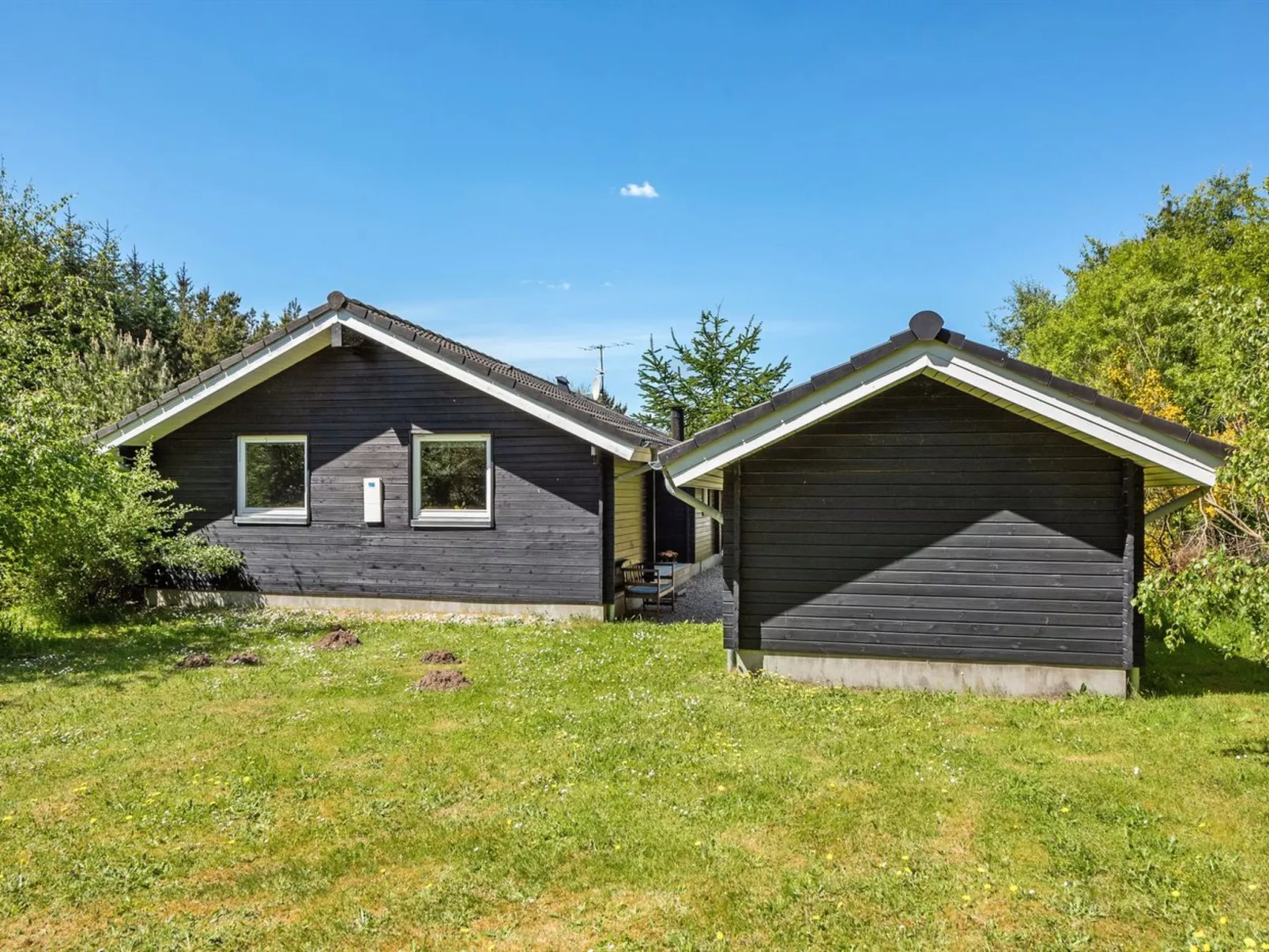 "Jorina" - 700m to the fjord