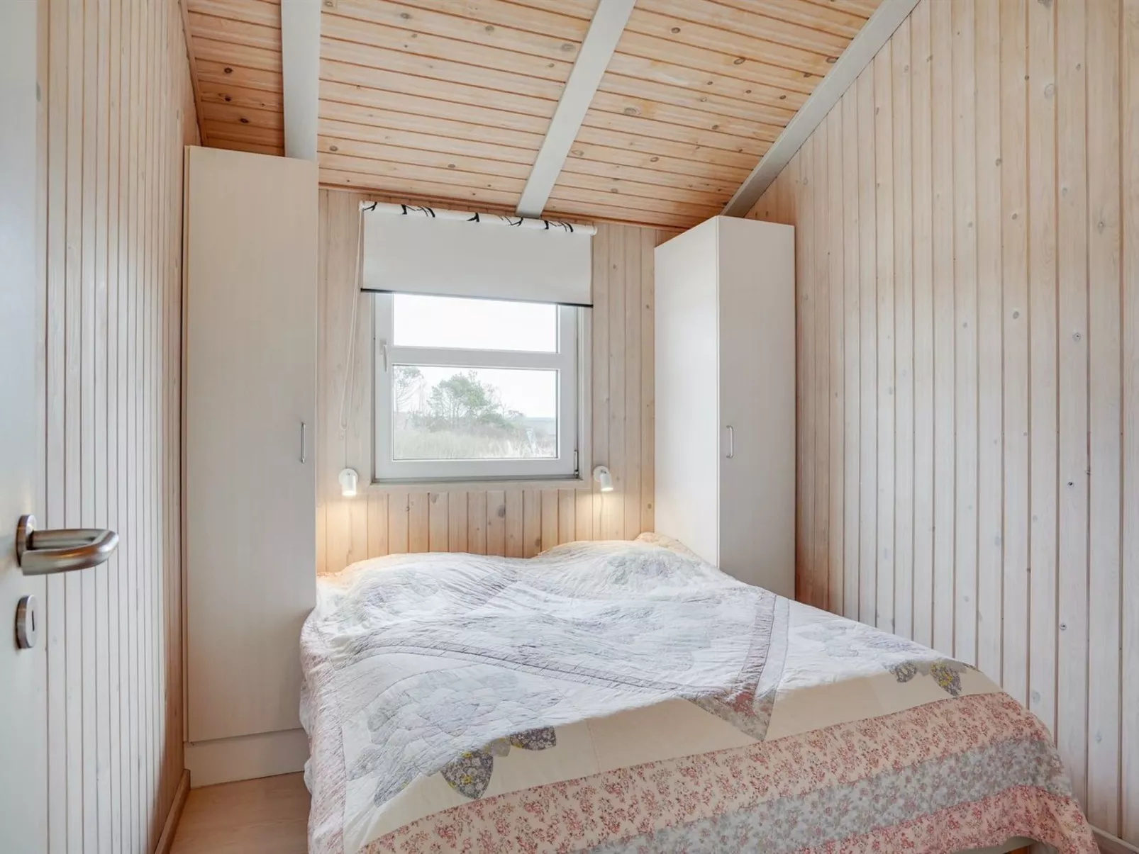 "Midja" - 800m from the sea-Inside