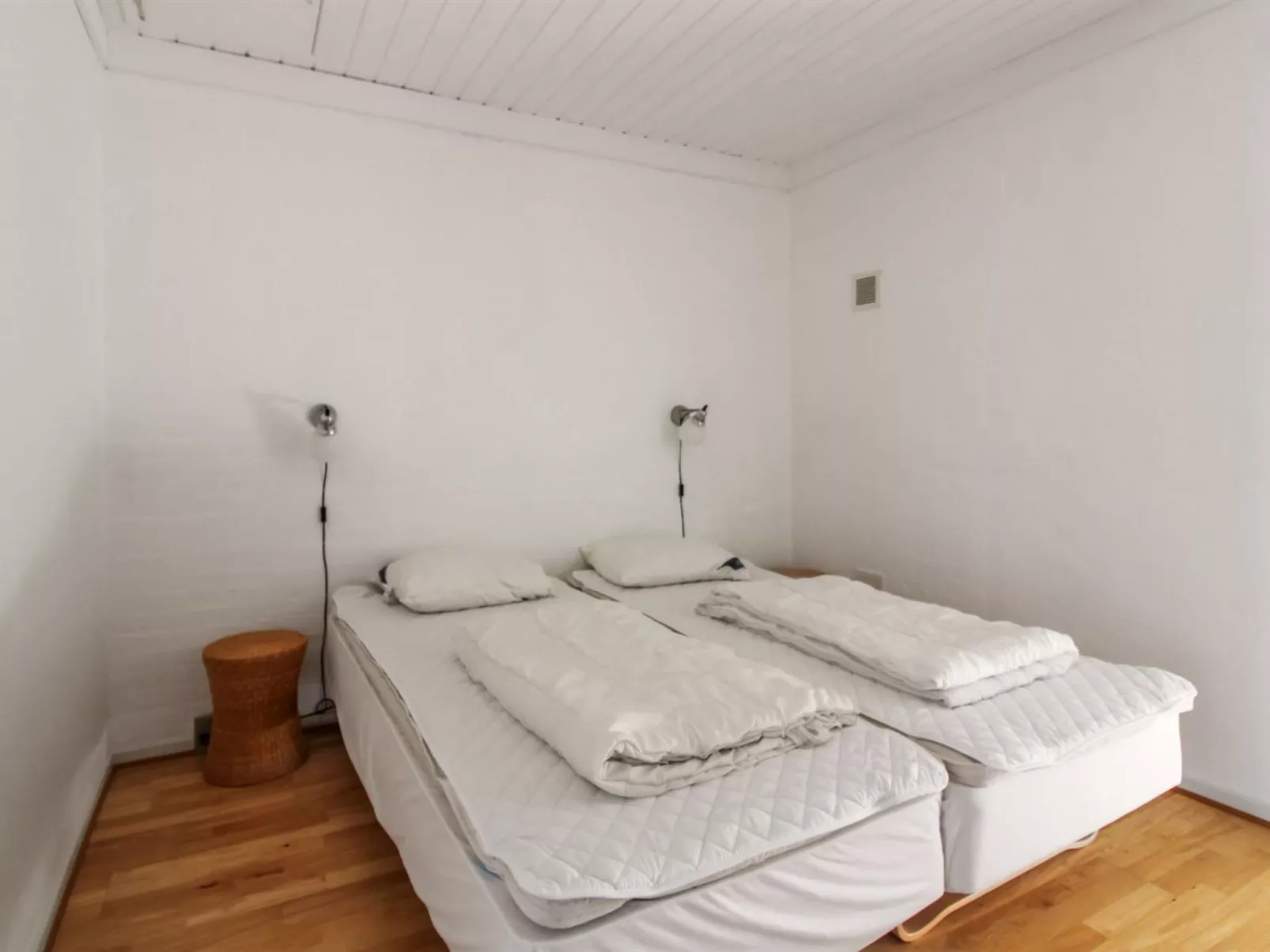 "Valio" - 6km from the sea-Inside