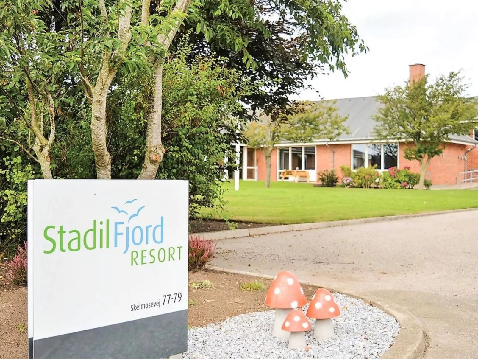 "Martinus" - 5.5km from the sea-Outside