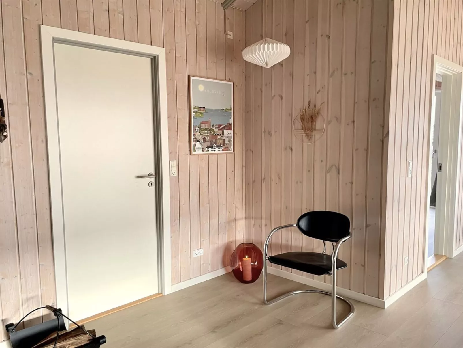 "Ely" - 300m from the sea-Inside