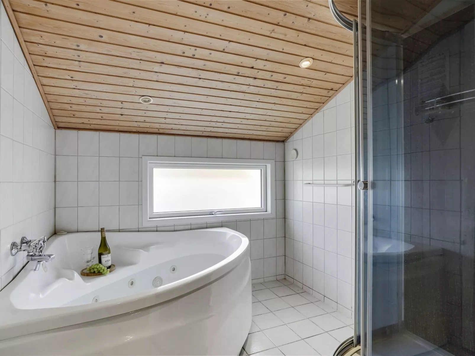 "Hebba" - 300m from the sea-Inside