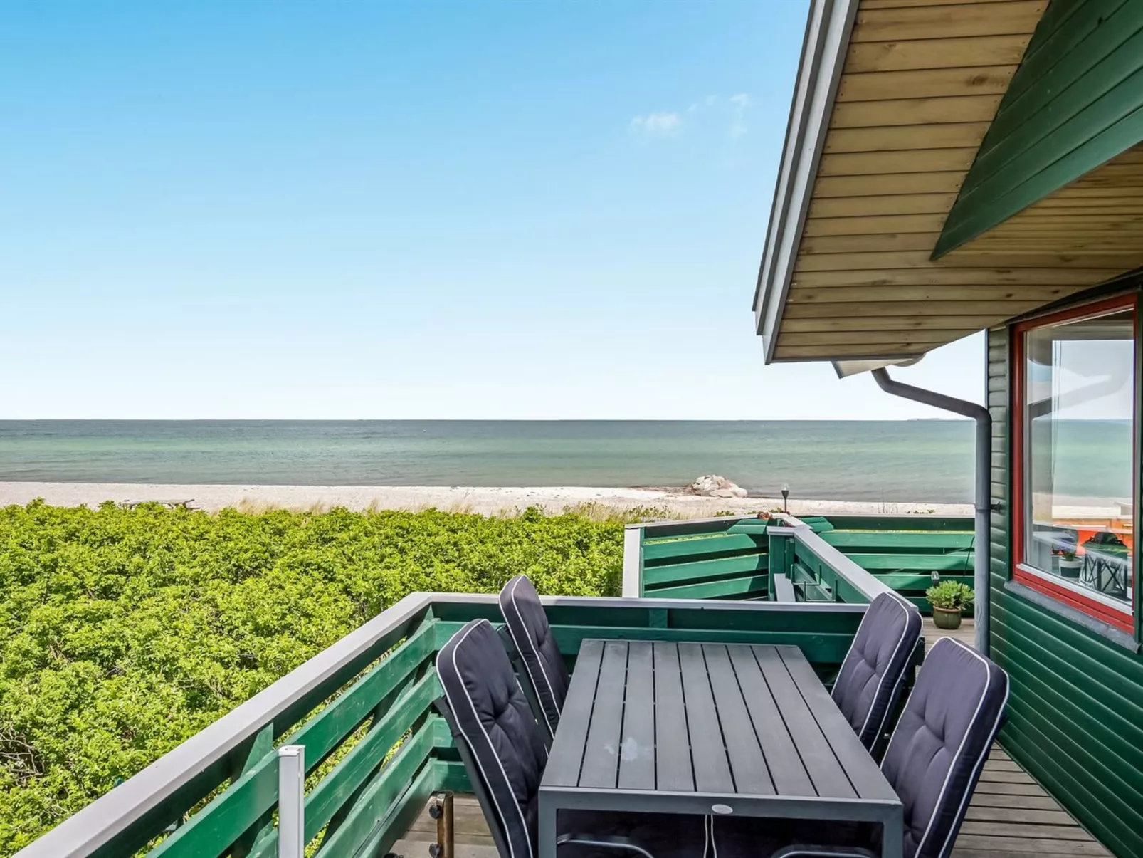 "Eldar" - 5m from the sea-Outside