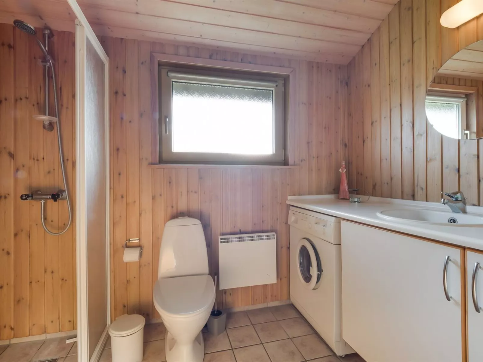 "Suometar" - 400m from the sea-Inside