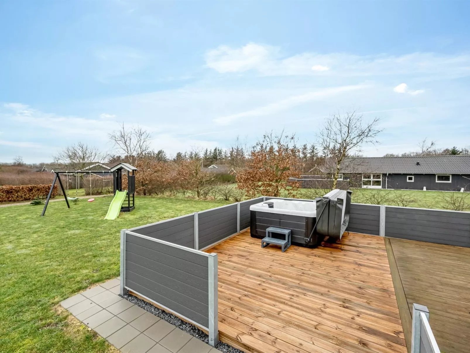 "Gertrude" - 1.1km to the fjord-Inside