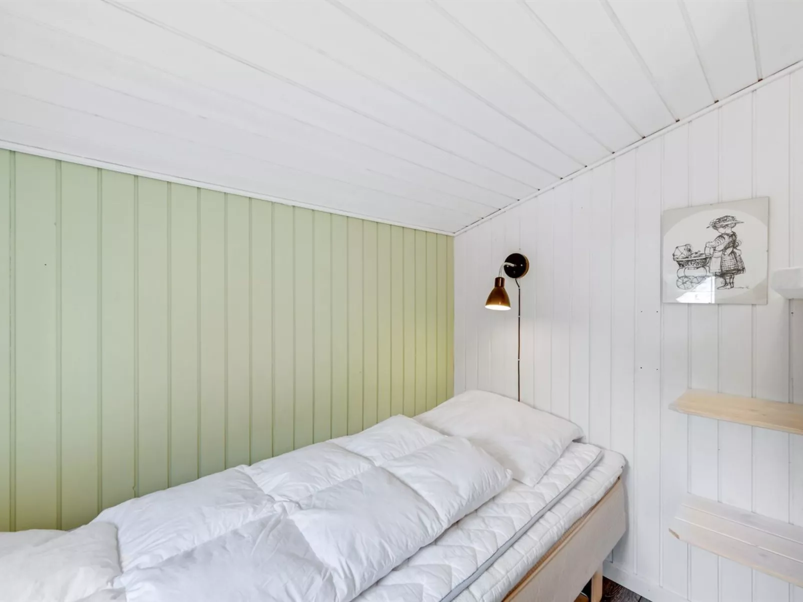 "Anline" - 900m to the fjord-Drinnen