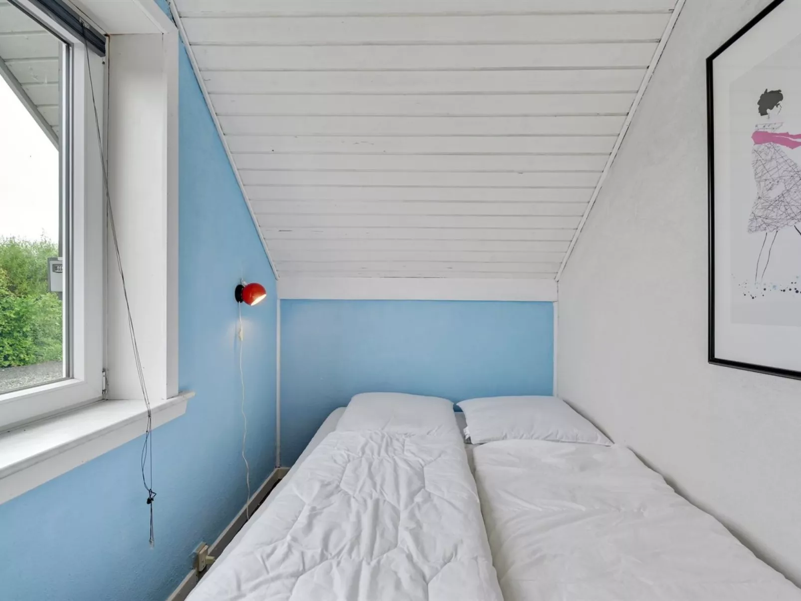 "Earline" - 900m to the fjord-Drinnen