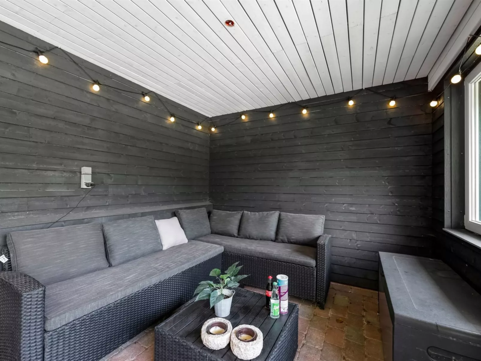 "Knag" - 800m to the fjord-Dehors