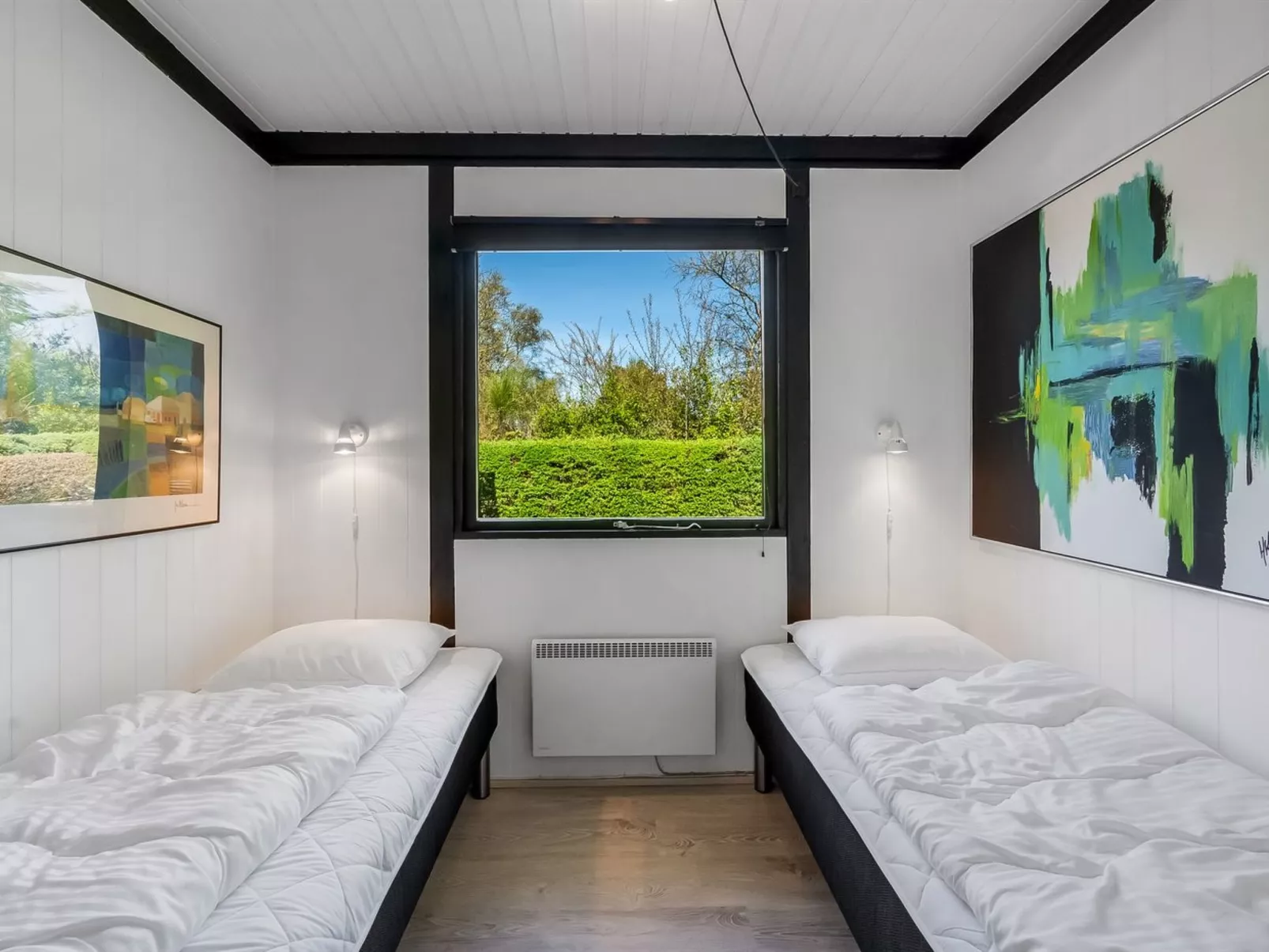 "Sigbrith" - 350m to the fjord-Dedans