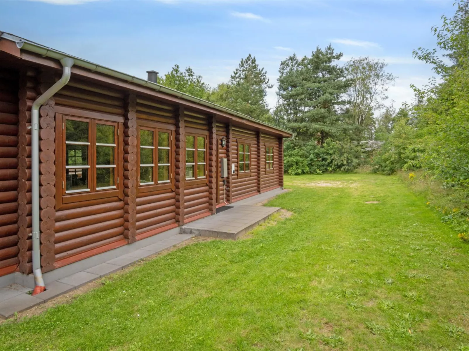 "Frederica" - 30km from the sea-Draußen