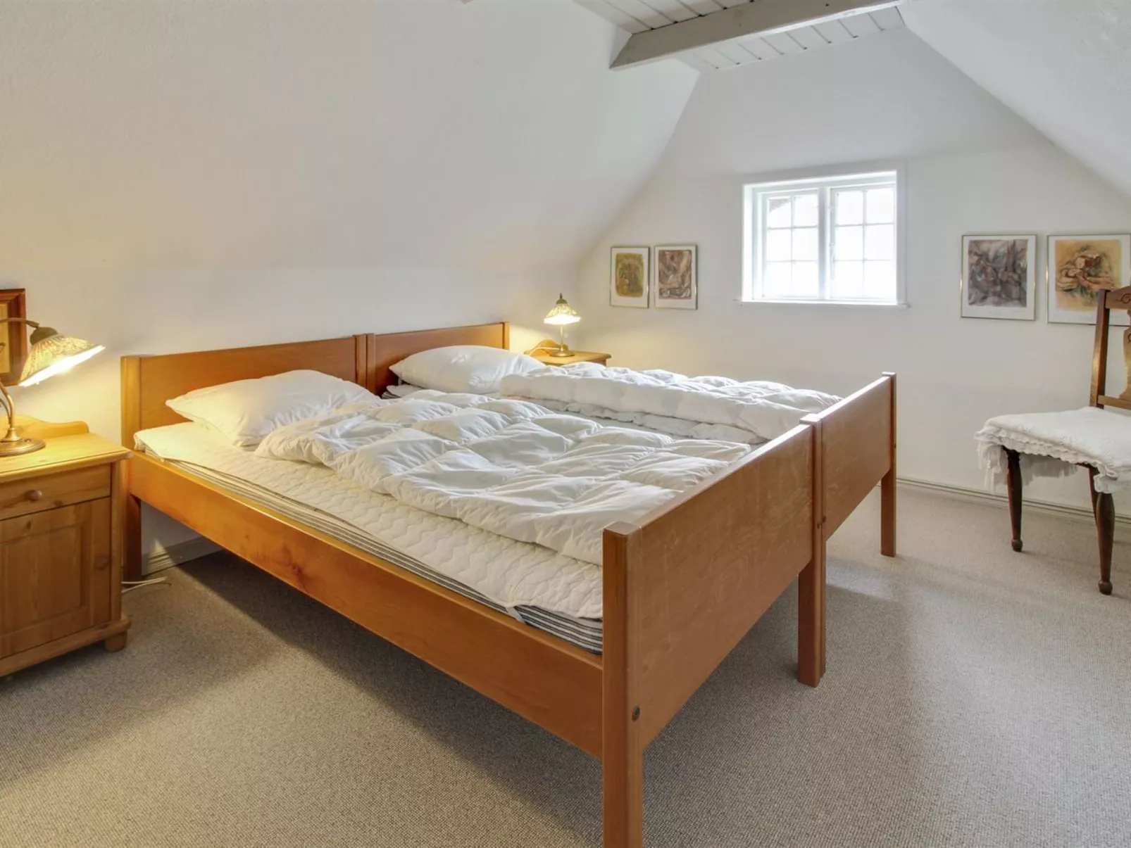 "Saarah" - 25km from the sea-Inside