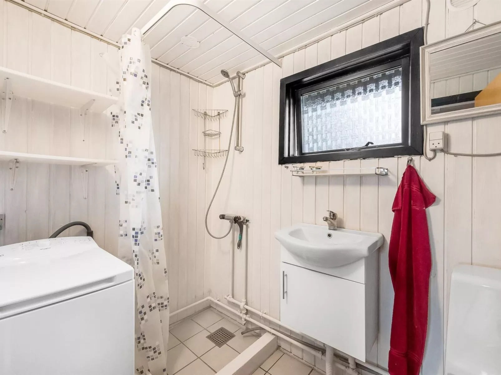 "Hoghni" - 850m to the fjord-Inside