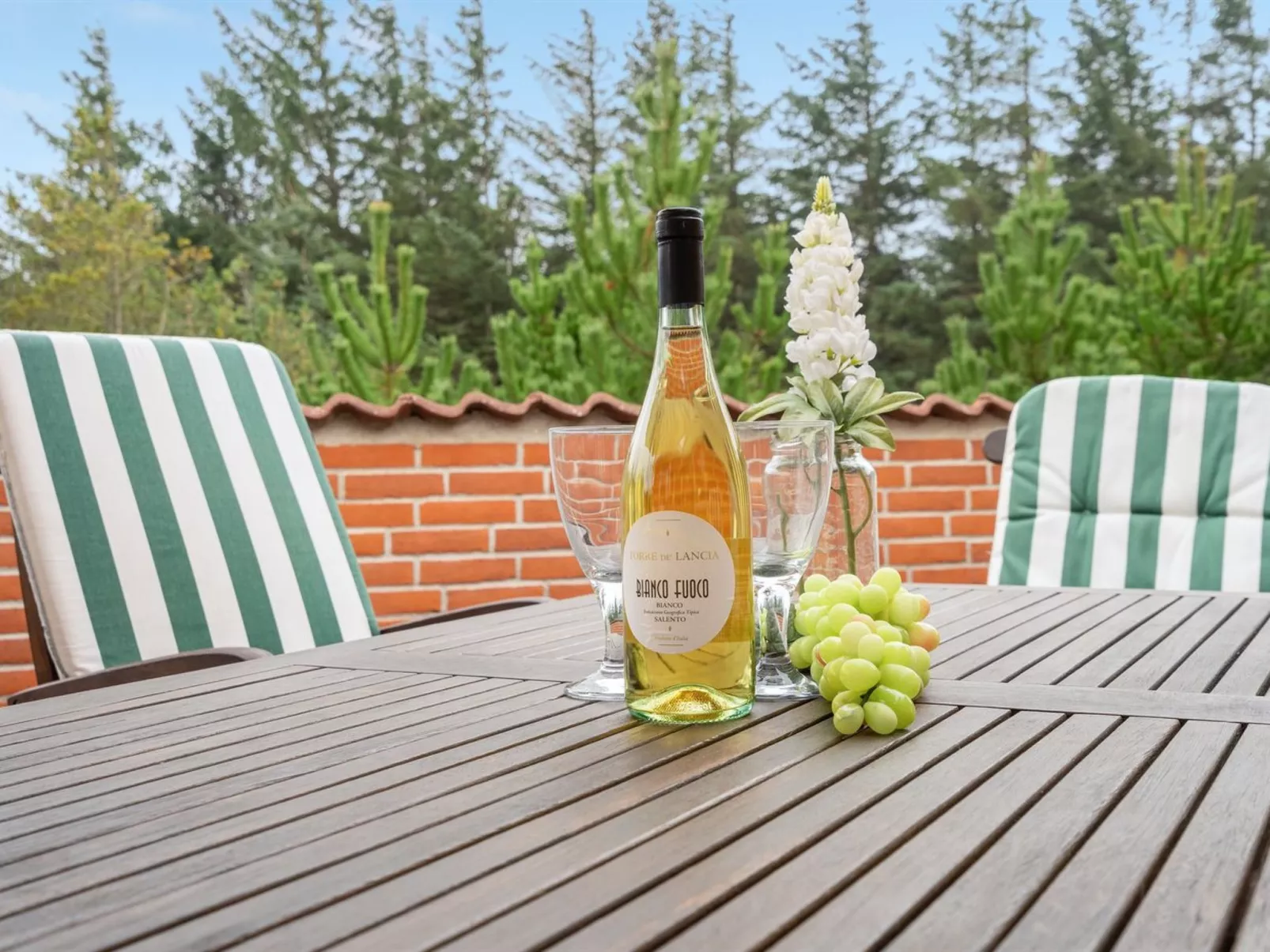 "Lisemarie" - 800m from the sea-Outside