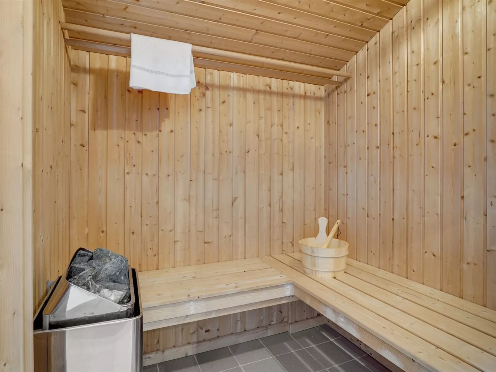 "Kalina" - 150m from the sea-Drinnen