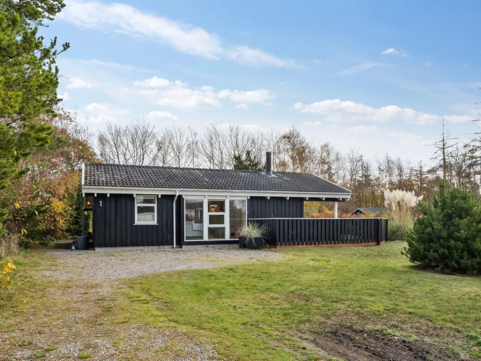 "Alvy" - 200m from the sea-Outside