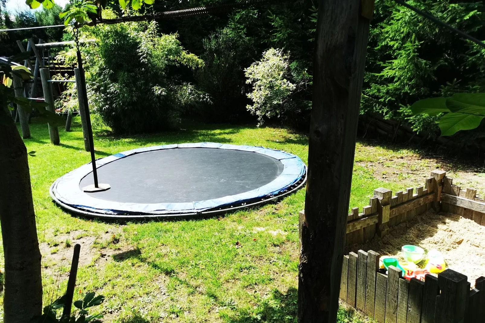 Ferienwohnung am Bio-Bauernhof-Gardens summer