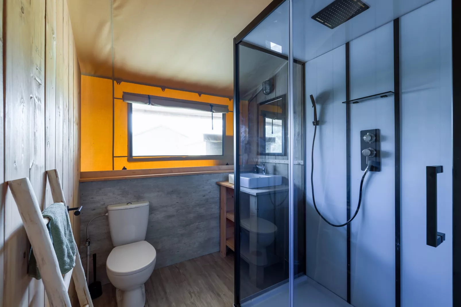 Villavakantiepark IJsselhof 12-Salle de bain