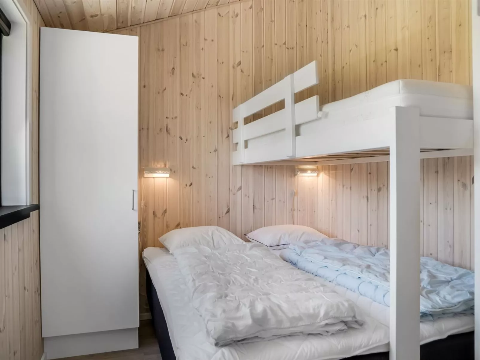 "Merete" - 900m from the sea-Drinnen