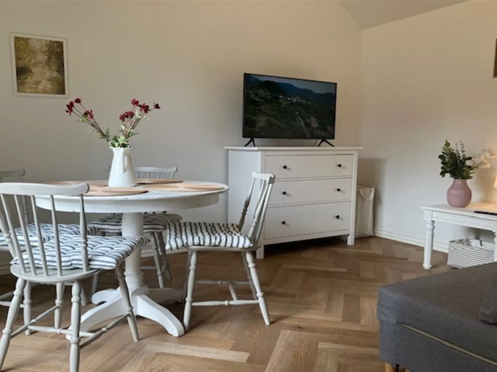 "Skrollan" - 100m from the sea-Inside