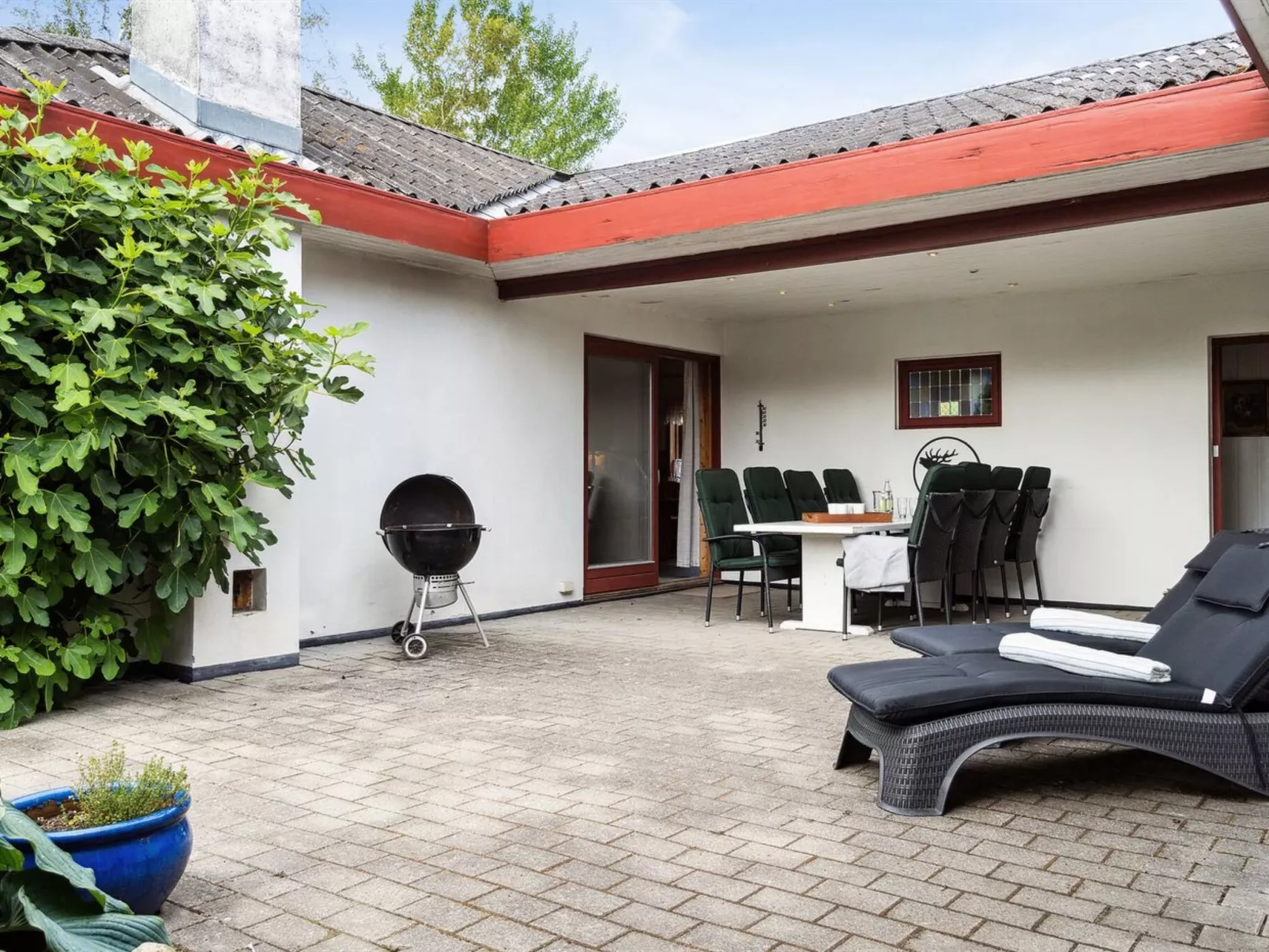 "Hakon" - 550m from the sea-Draußen