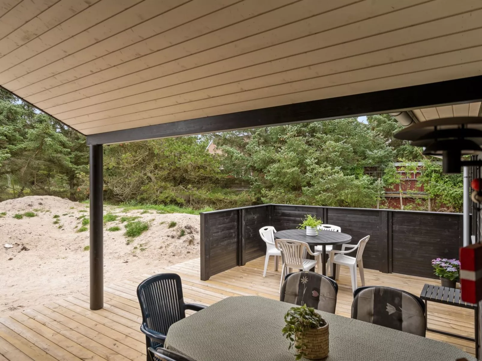 "Annvy" - 400m from the sea-Outside