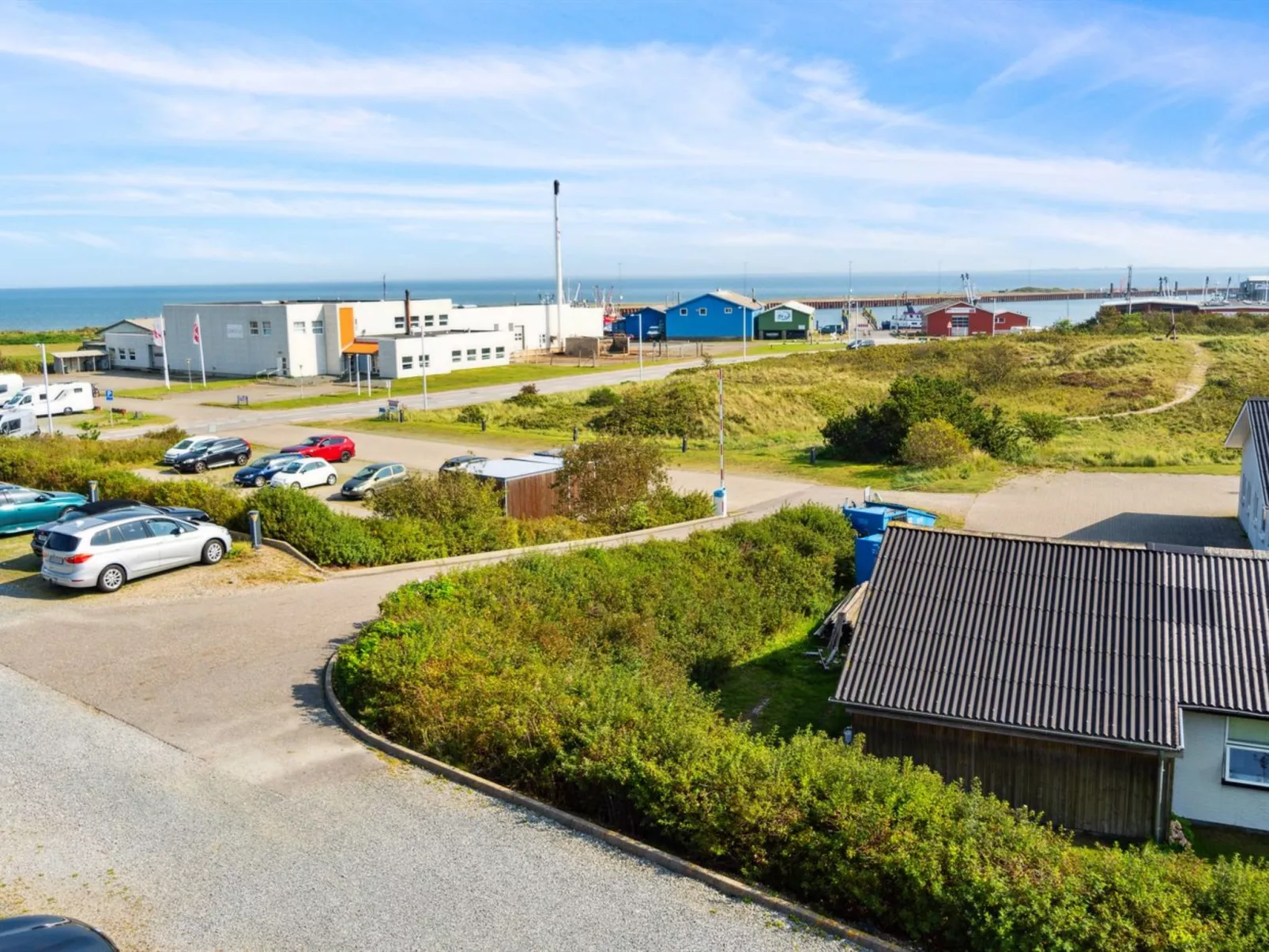 "Kimi" - 100m from the sea-Outside