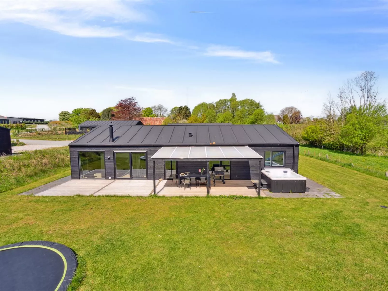 "Jul" - 300m from the sea-Outside