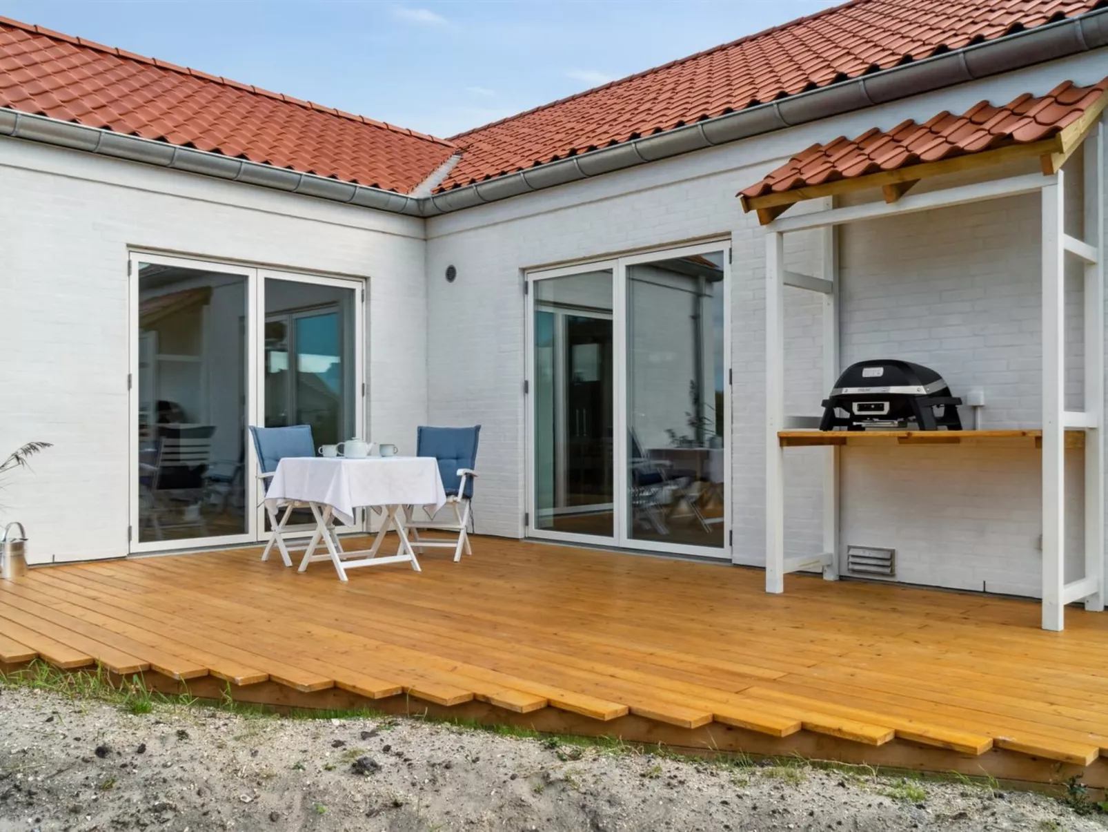 "Yakari" - 1km from the sea-Outside