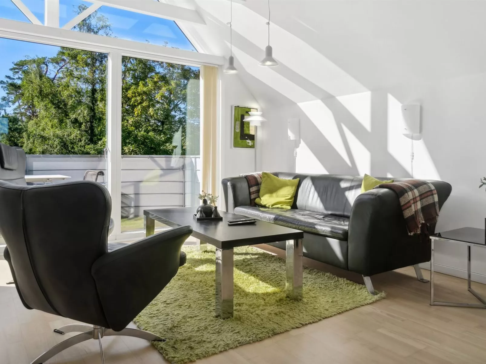 "Sophy" - 150m from the sea-Inside