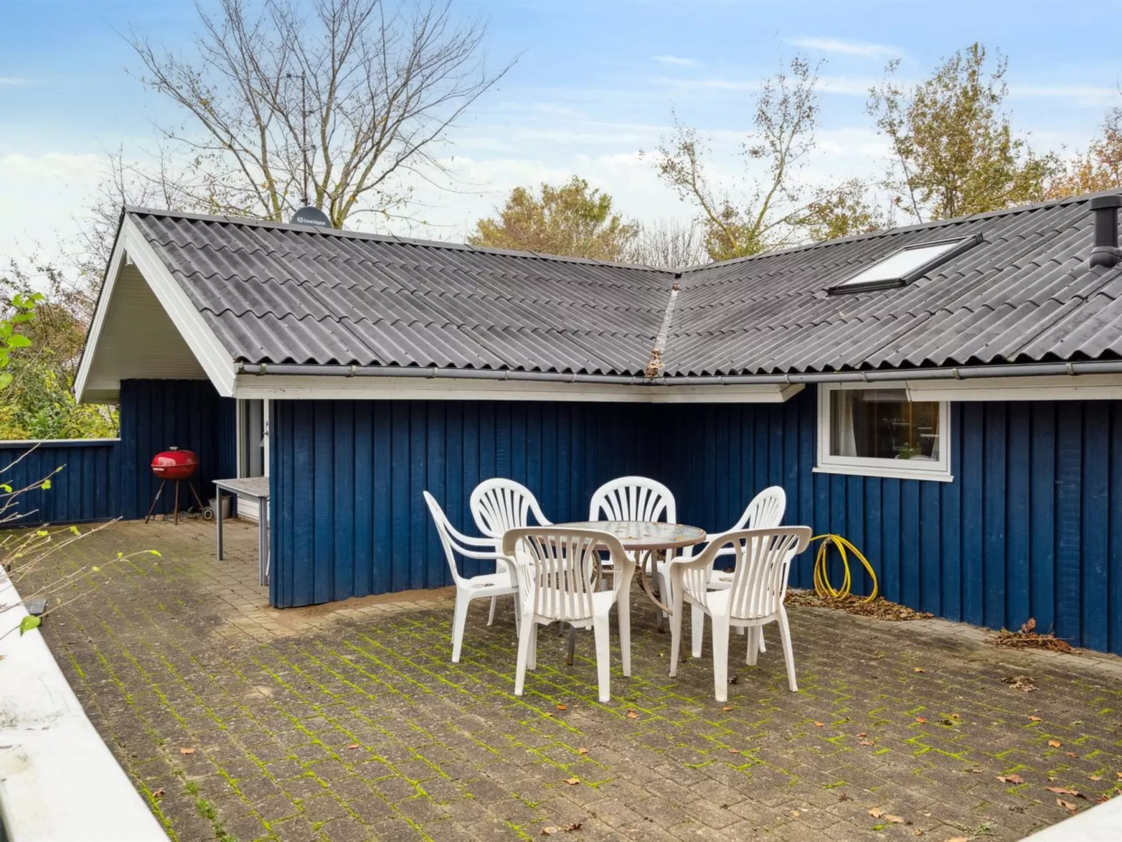 "Alrun" - 150m from the sea-Outside