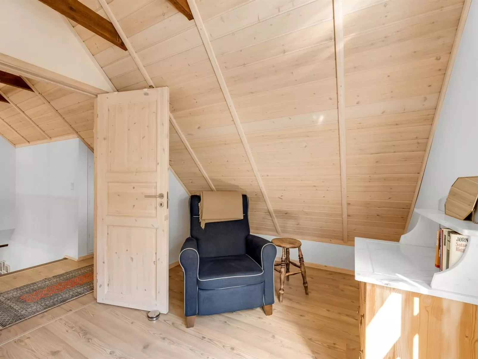 "Enya" - 1.2km from the sea-Dedans