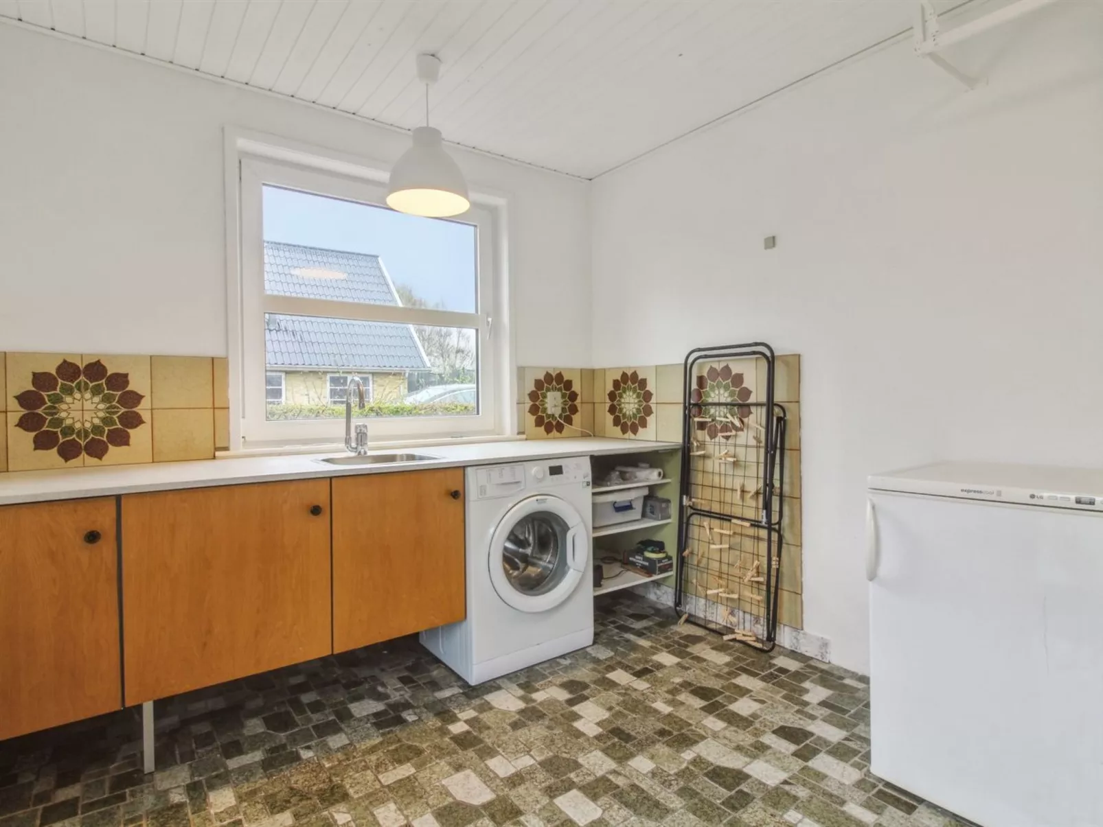 "Erle" - 1.5km from the sea-Inside