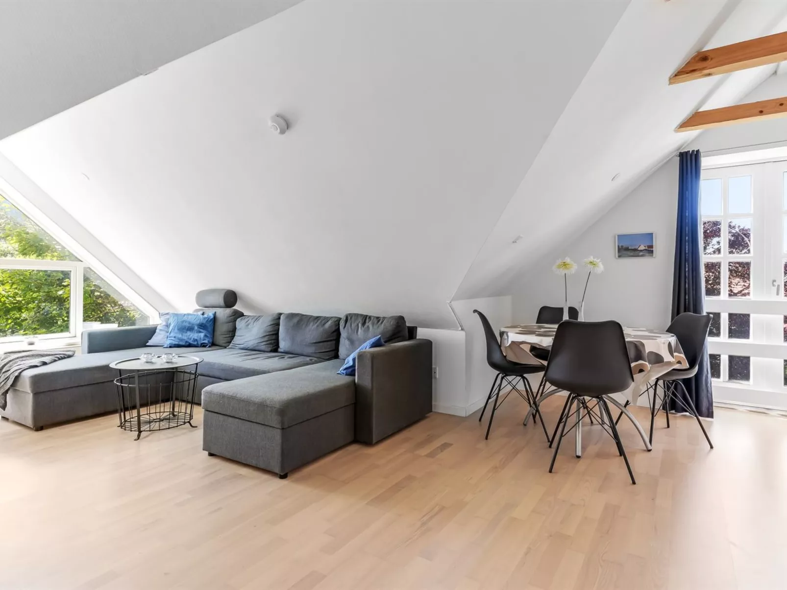 "Rosabel" - 1km from the sea-Inside