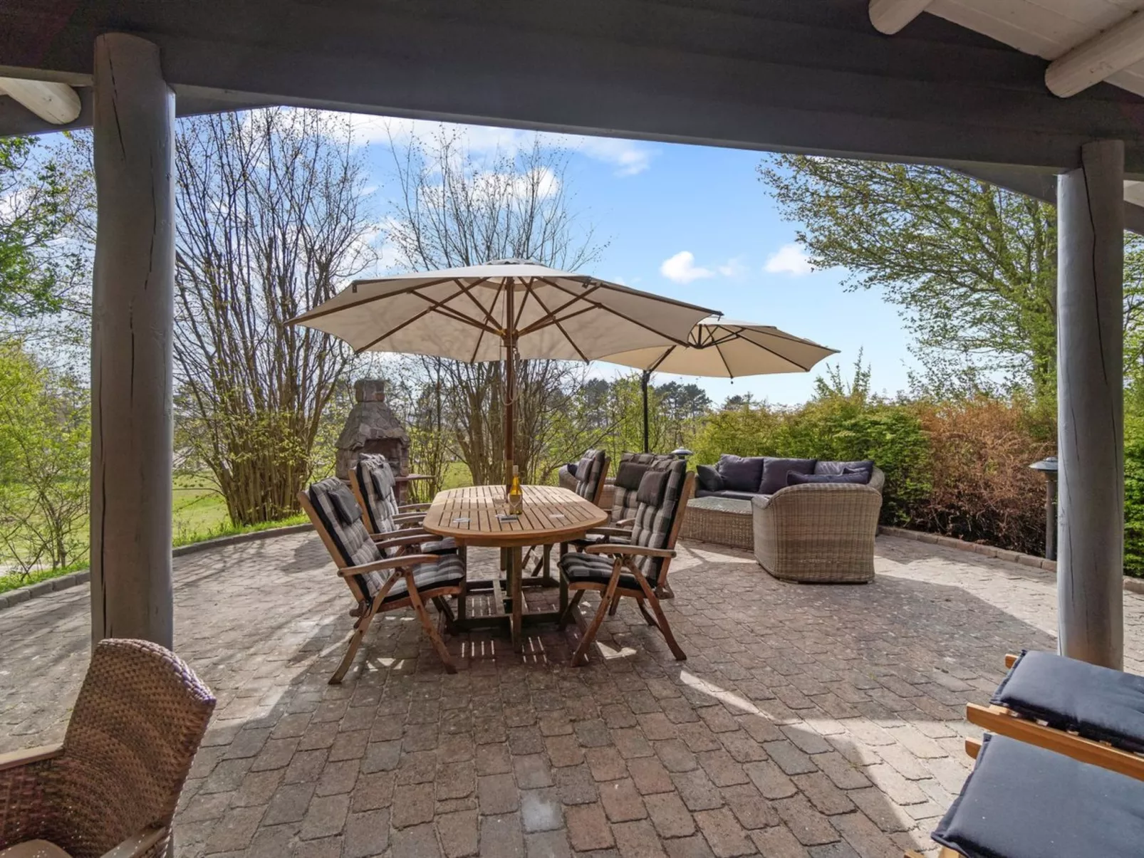 "Till" - 1.6km from the sea-Dehors