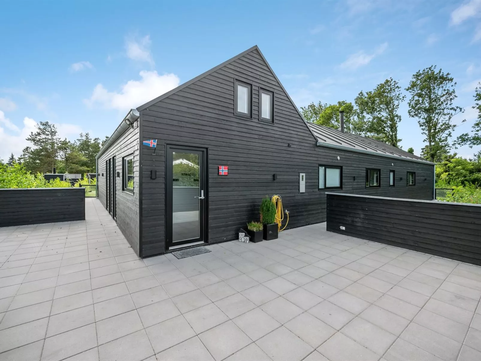 "Henrikke" - 500m to the fjord-Dehors