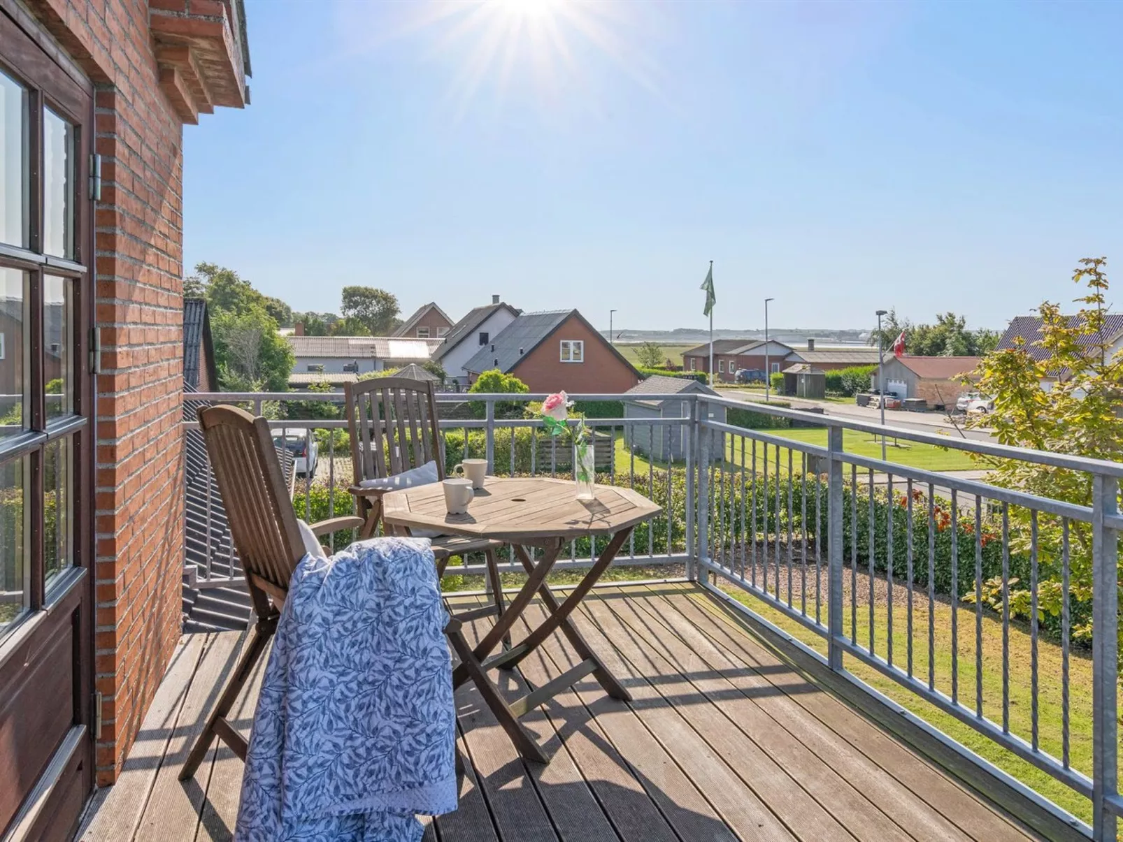 "Iarund" - 500m to the fjord-Outside