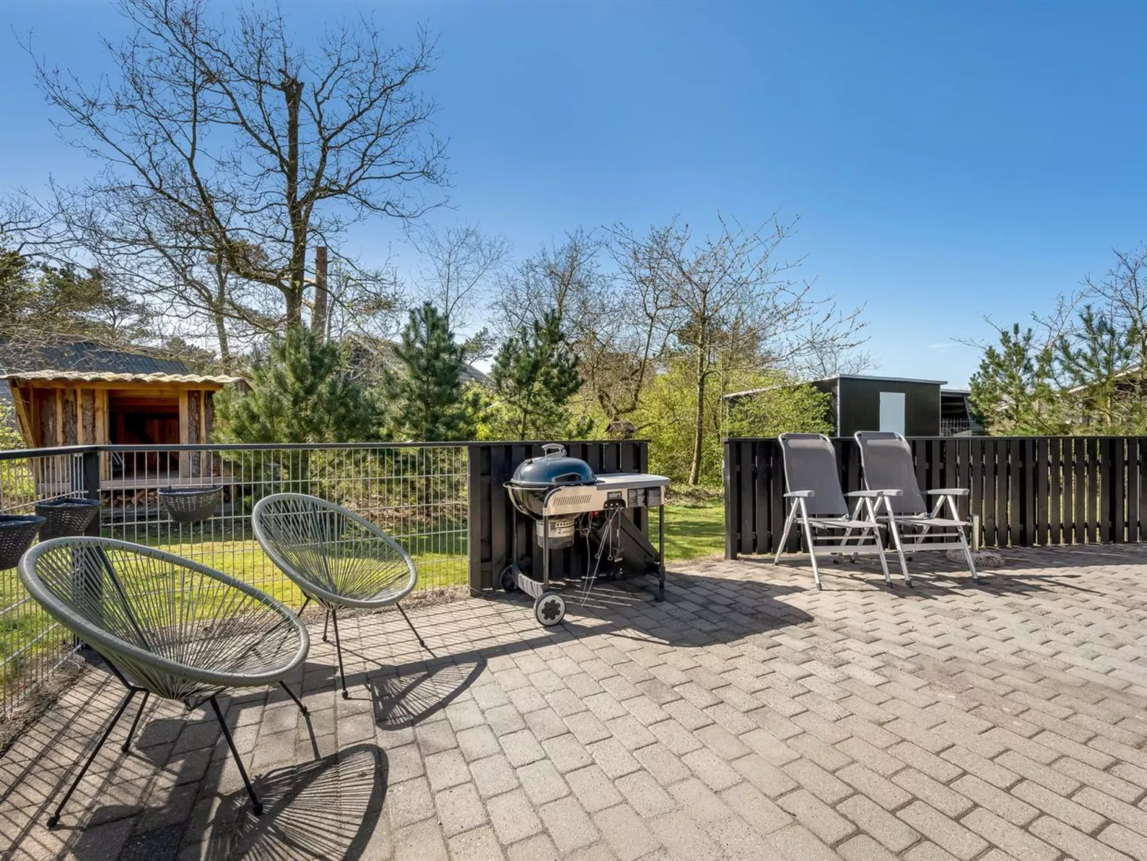 "Rekke" - 300m to the fjord-Dehors