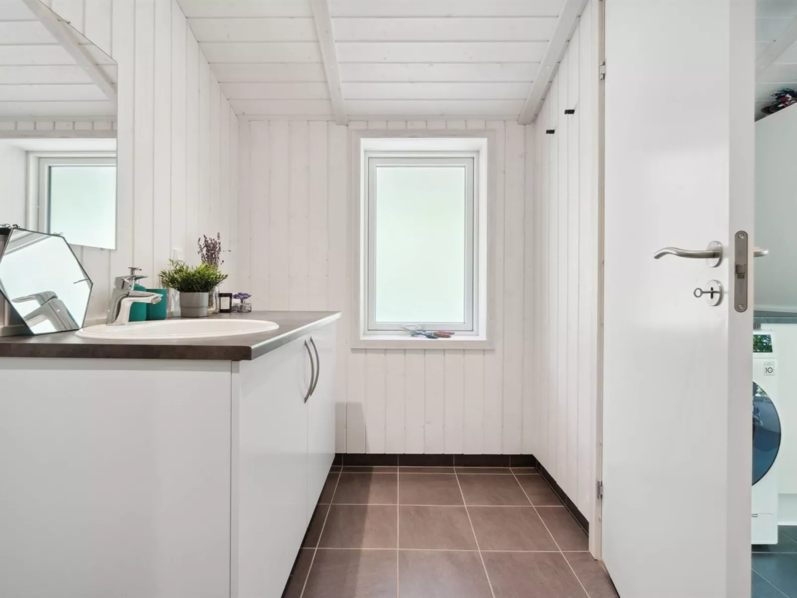 "Arkil" - 150m from the sea-Drinnen