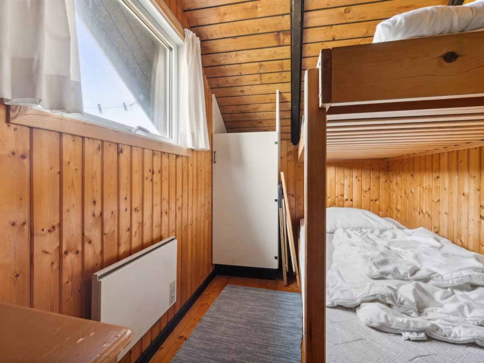 "Henri" - 500m from the sea-Dedans