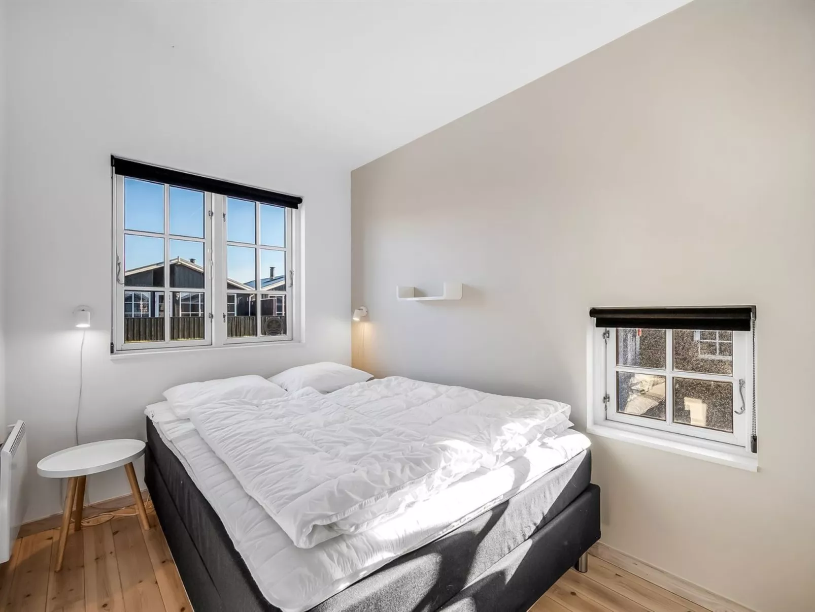 "Albertina" - 300m to the fjord-Inside